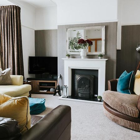 Female Guests Cosy Room Preston City Centre Exterior foto